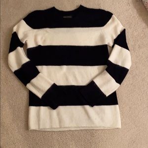 Banana Republic black white strip sweater